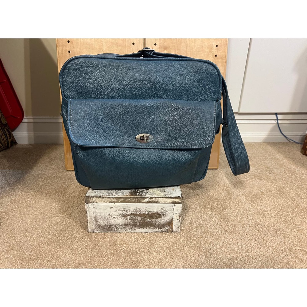 Samsonite Royal Traveler  Vintage Overnight/Weekend/Carry On Bag